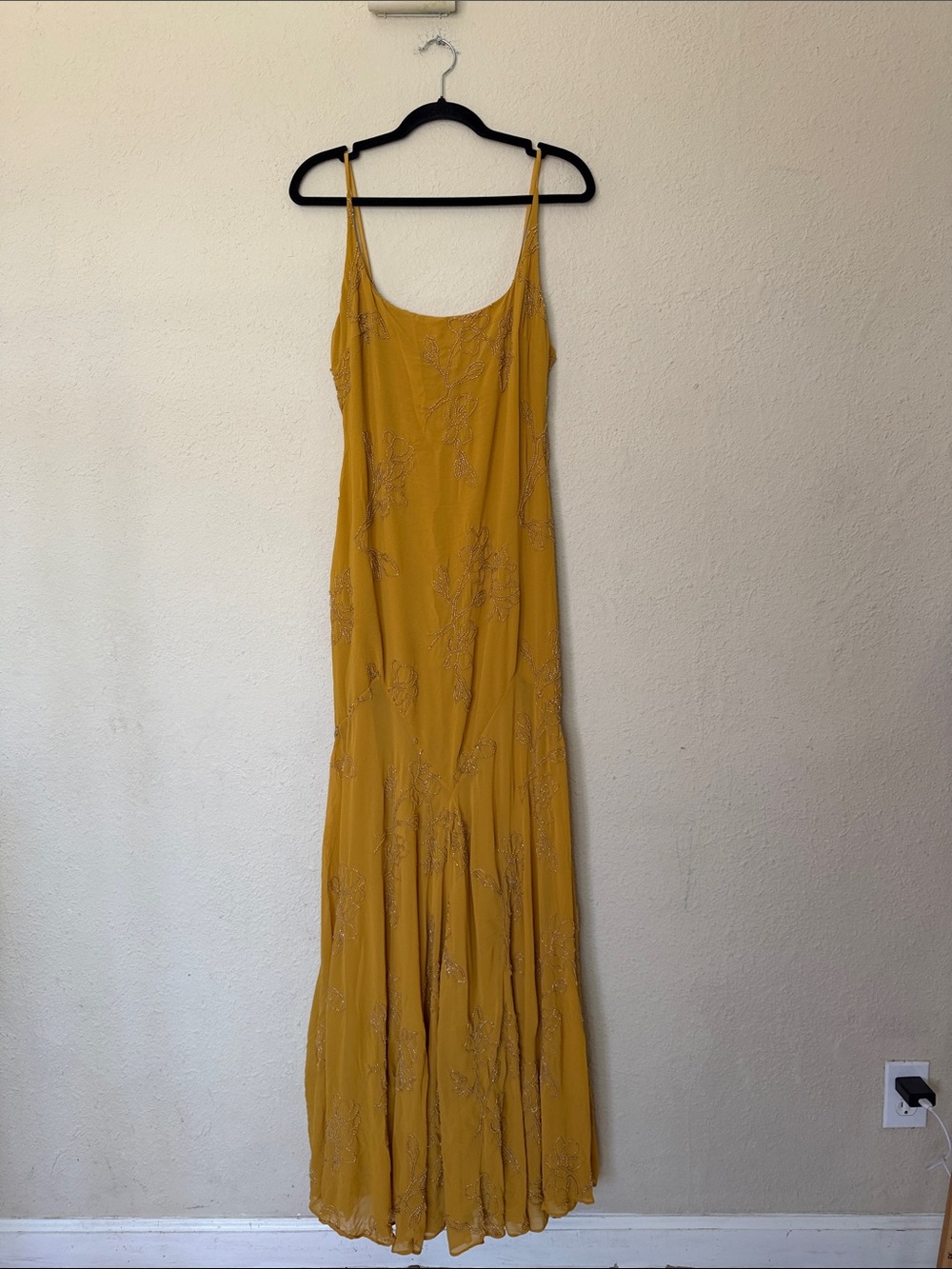 HOUSE OF CB 'Rosalia' Gold Embellished Hand Beaded Maxi Dress/Size L NWOT - Picture 10 of 15